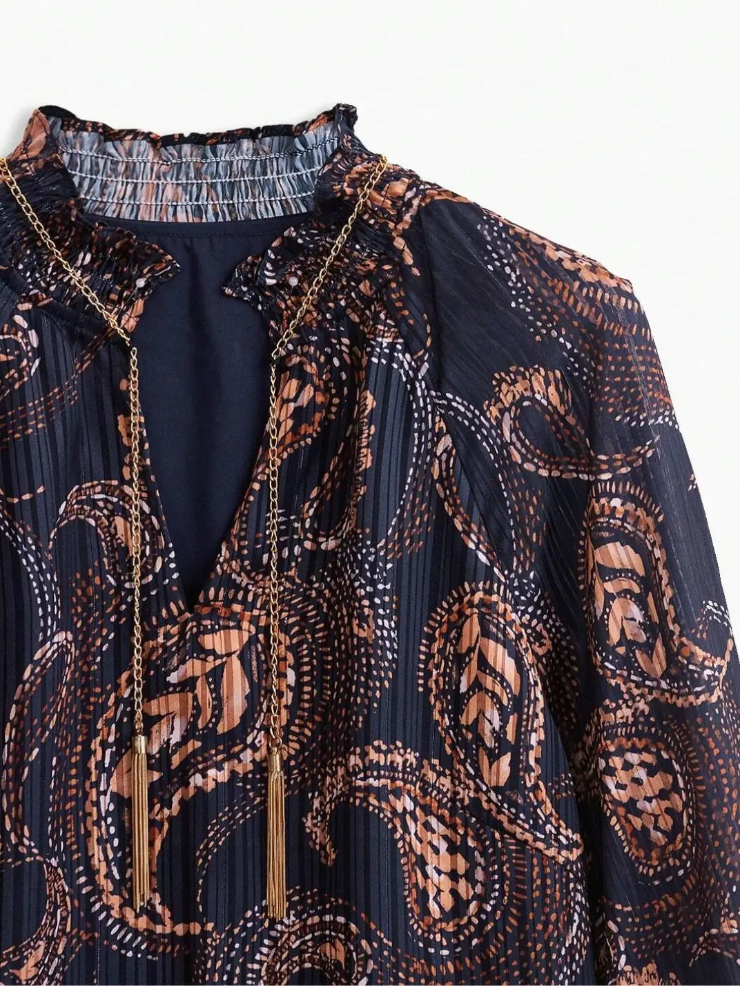 Blusa Manga Longa com Textura Paisley - EstiloE, Camisa Manga Longa, Camisa Feminina Manga Longa, Camisa Feminina Floral, Camisa Feminina Estampada, Camisa Feminina, Blusa Sofisticada, Blusa Manga Longa, Blusa Feminina Marinho, Blusa Feminina, Blusa Estampa Pasley, Blusa Elegante