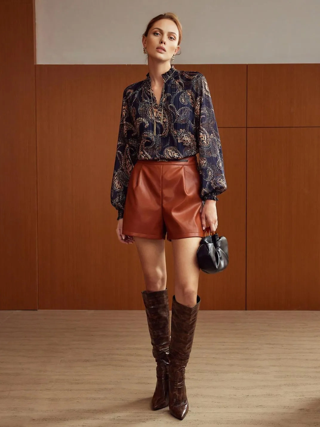 Blusa Manga Longa com Textura Paisley - EstiloE, Camisa Manga Longa, Camisa Feminina Manga Longa, Camisa Feminina Floral, Camisa Feminina Estampada, Camisa Feminina, Blusa Sofisticada, Blusa Manga Longa, Blusa Feminina Marinho, Blusa Feminina, Blusa Estampa Pasley, Blusa Elegante