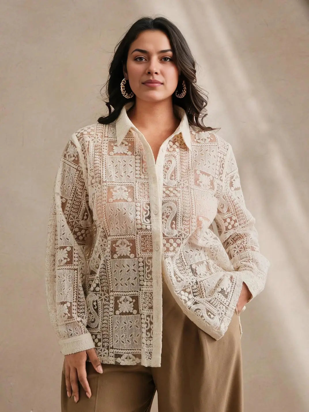 Camisa Feminina Manga Longa Bordada Plus - EstiloE, Camisa Manga Longa, Camisa Feminina Manga Longa, Camisa Feminina Bordada, Camisa Feminina Estampada, Camisa Feminina, Blusa Sofisticada, Blusa Manga Longa, Blusa Feminina Marfim, Blusa Feminina, Blusa Bordada, Blusa Elegante, Camisa Feminina Plus Size, Blusa Manga Longa Plus Size,