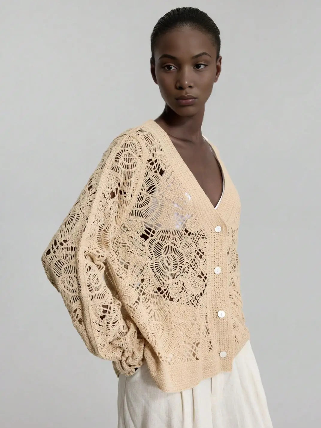 Cardigan Feminio Crochê Floral Caqui