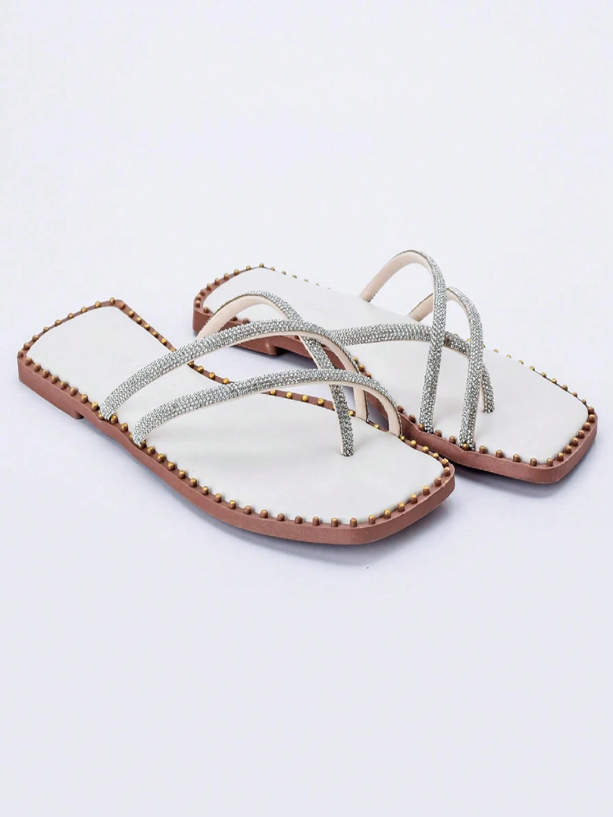 Chinelo Rasteirinha Tiras Strass Branco - EstiloE, Chinelo Feminino, Chinelo Rasteira, Rasteirinha Feminina, Chinelo Feminino Rasteira, Chinelo Rasteirinha, Rasteira Chinelo, Chinelo com Brilho, Sandália Rasteira, Rasteira Branca