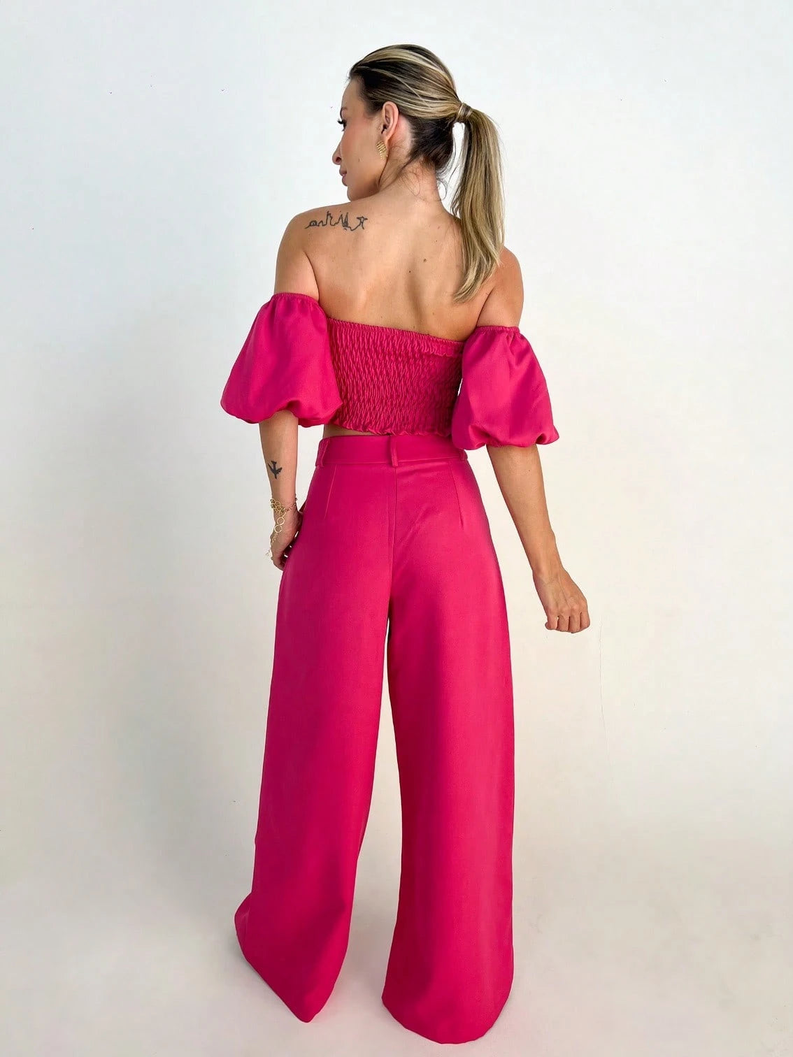 Conjunto Alfaiataria Manga com Flor Pink - EstiloE, Conjunto Pantalona, Conjunto Feminino, Conjunto de Calça e Blusa, Conjunto Calça e Blusa Feminino, Conjunto Alfaiataria Feminino