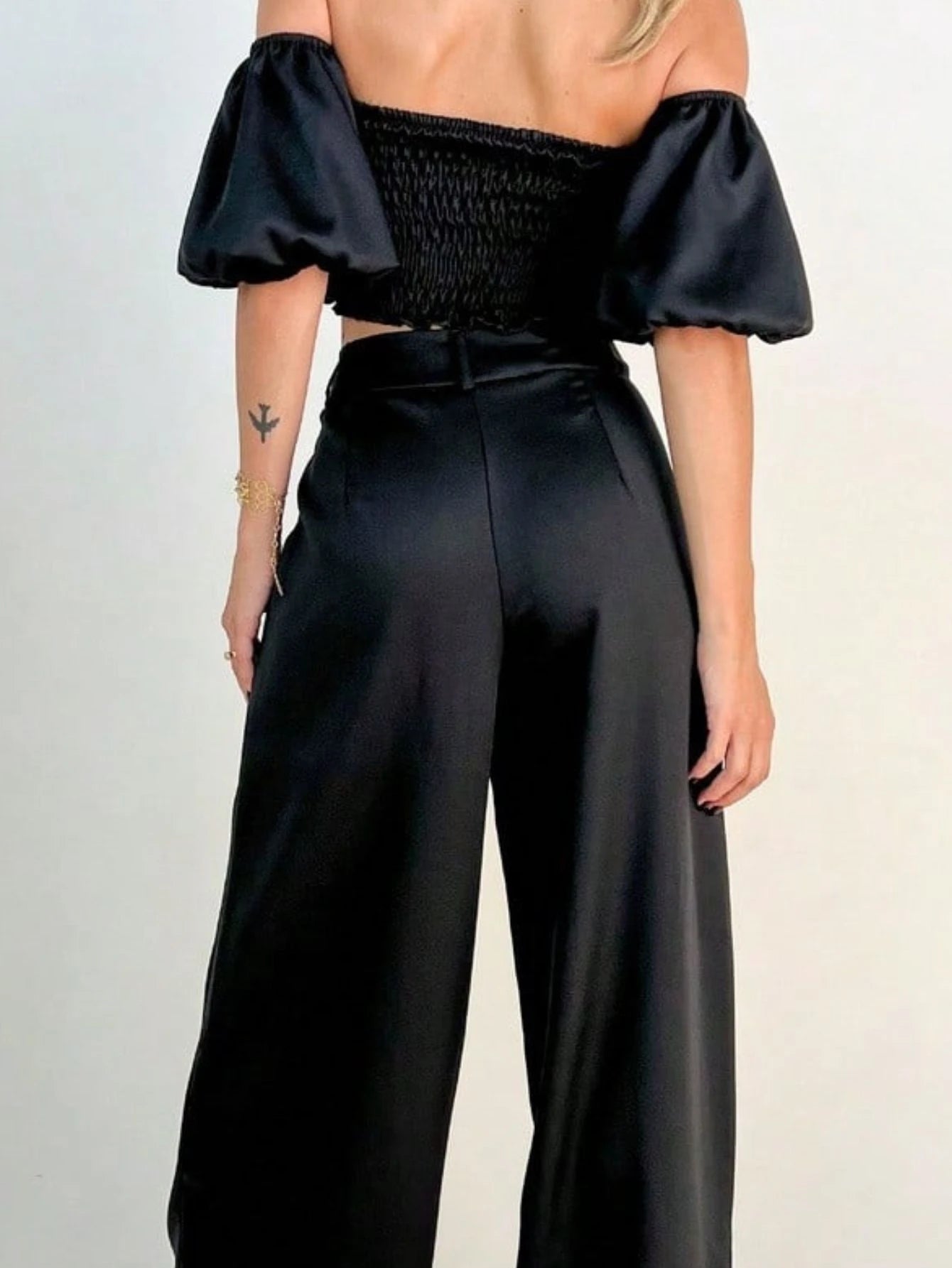 Conjunto Alfaiataria Manga com Flor Preto - EstiloE, Conjunto Pantalona, Conjunto Feminino, Conjunto de Calça e Blusa, Conjunto Calça e Blusa Feminino, Conjunto Alfaiataria Feminino