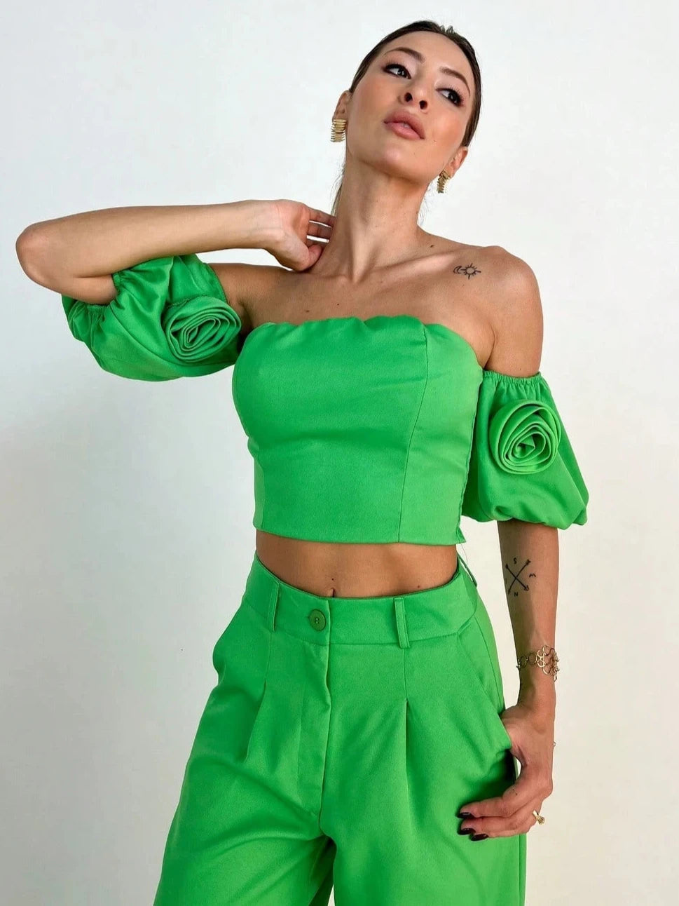 Conjunto Alfaiataria Manga com Flor Verde - EstiloE, Conjunto Pantalona, Conjunto Feminino, Conjunto de Calça e Blusa, Conjunto Calça e Blusa Feminino, Conjunto Alfaiataria Feminino