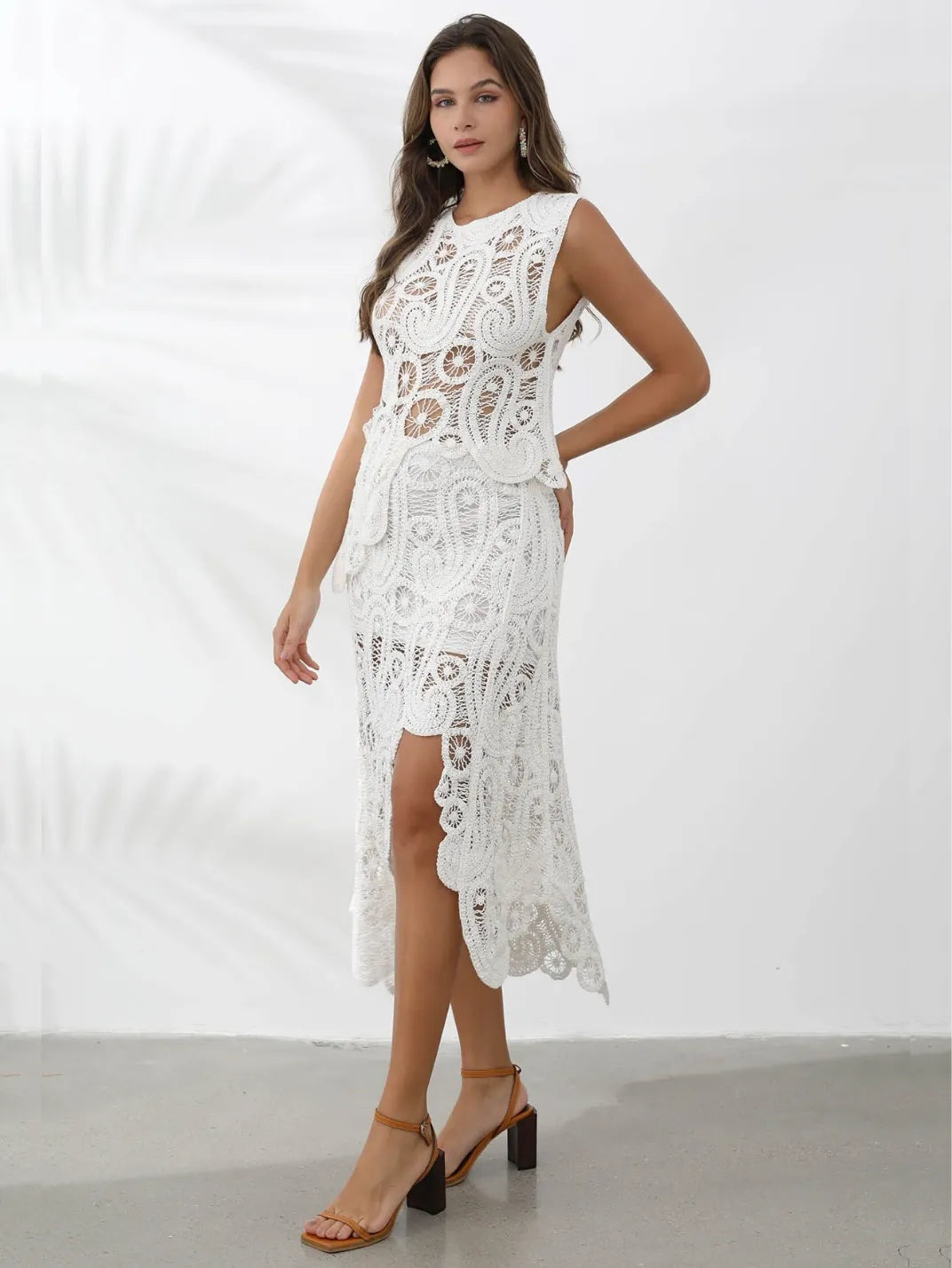 Conjunto Saia e Blusa Crochê Paisley Branco EstiloE, Conjunto Feminino, Conjunto Saia e Blusa, Conjunto Feminino Saia e Blusa, Conjunto Feminino Elegante, Conjunto Croche Feminino, Conjunto Saia e Blusa Croche, Conjunto Croche Branco
