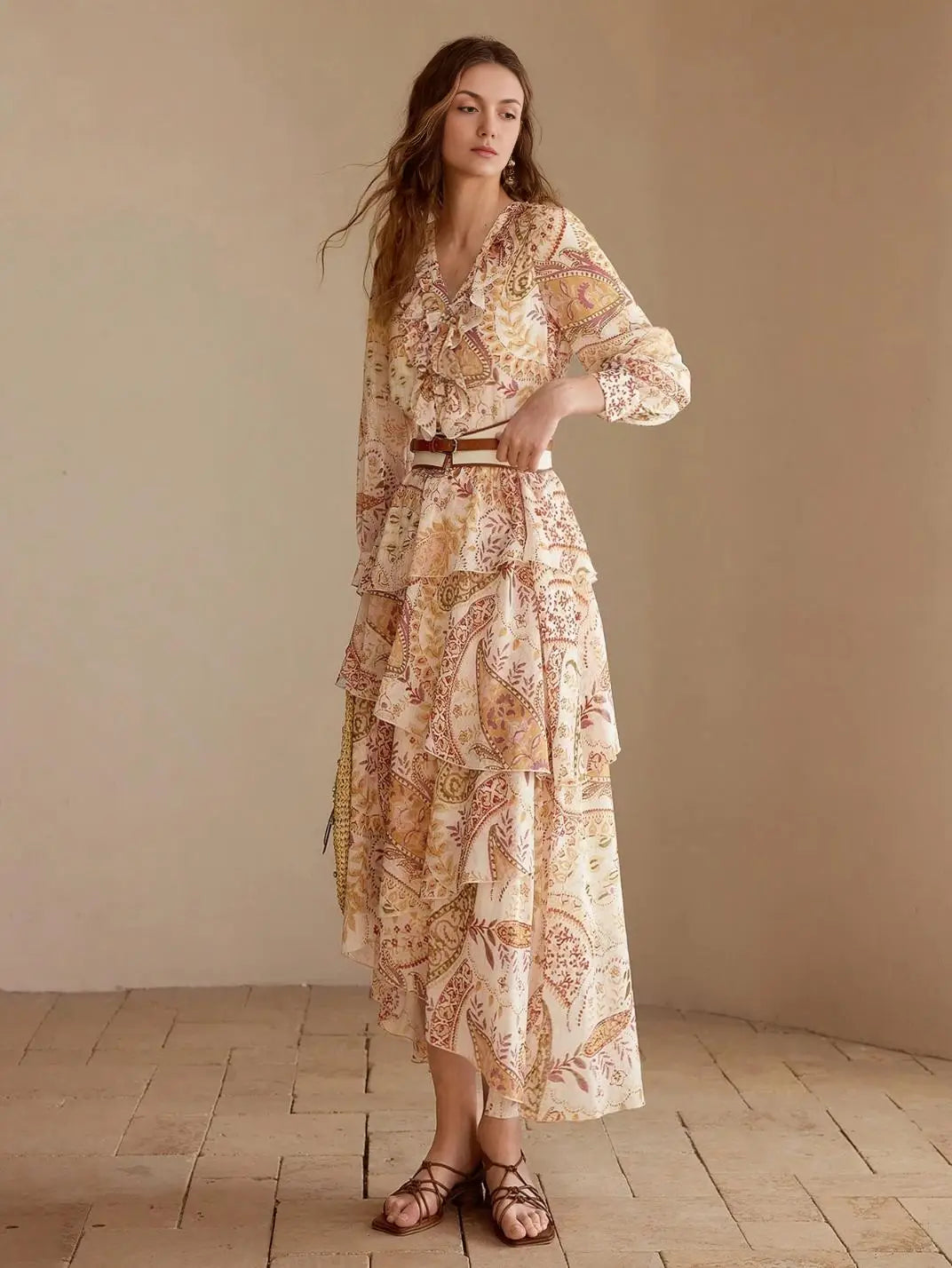 Saia Midi Babados Assimétricos Paisley - EstiloE, Saia Longa, Saia Chiffon, Saia Feminina, Saia Casual, Saia Franzida, Saia Midi Estampada, Saia com Babados, Saia Assimétrica, Saia Midi, Saia Estampada