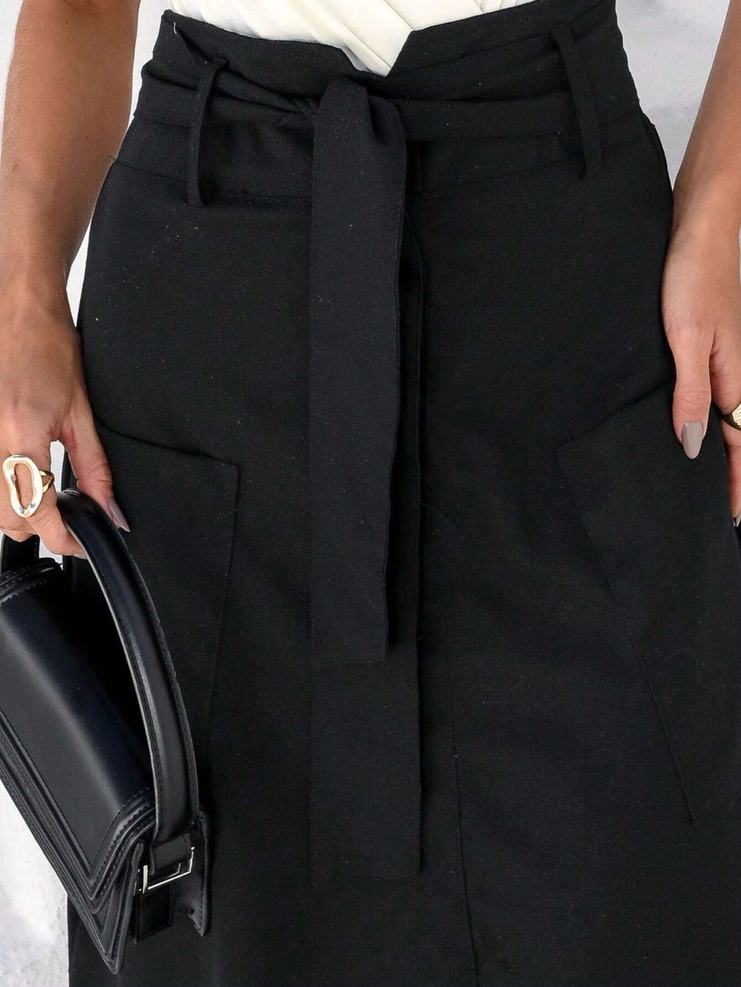 Saia Midi Linho Evasê Bolsos e Cinto Preto EstiloE, Saia Midi, Saia Linho, Saia Feminina, Saia Casual, Saia Soltinha, Saia com Bolso, Saia Evasê, Saia Midi Linho Preto