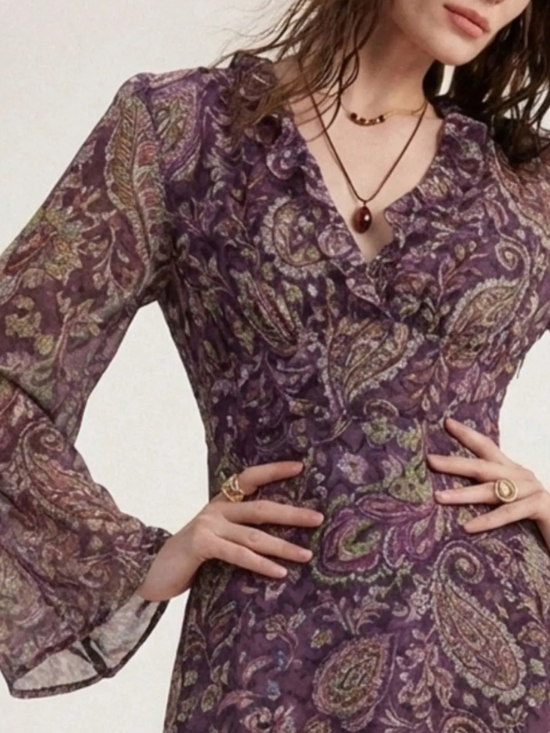 Vestido Midi Manga Longa Flare Estampa Roxo - EstiloE, Vestido Manga Longa Flare, Vestido Midi, Vestido Manga Longa, Vestido Casual, Vestido Elegante, Vestido Longo, Vestido Chiffon, Vestido Estampa Roxa, Vestido Estampado, Vestido Ajustado