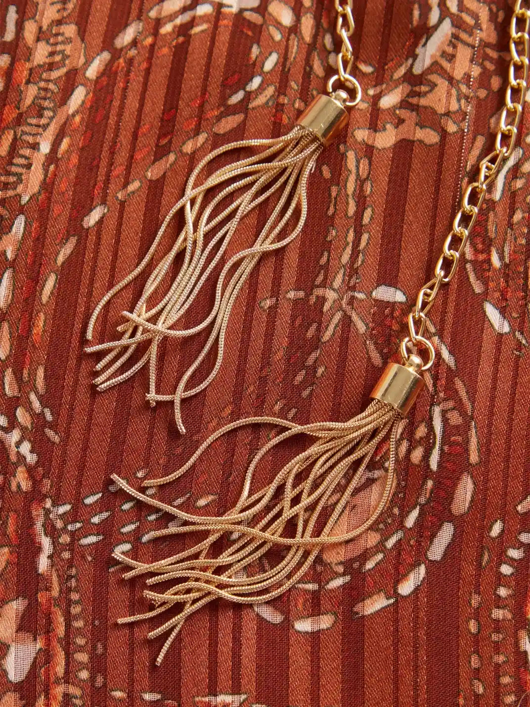Vestido Midi Manga Longa Textura Paisley Castanho