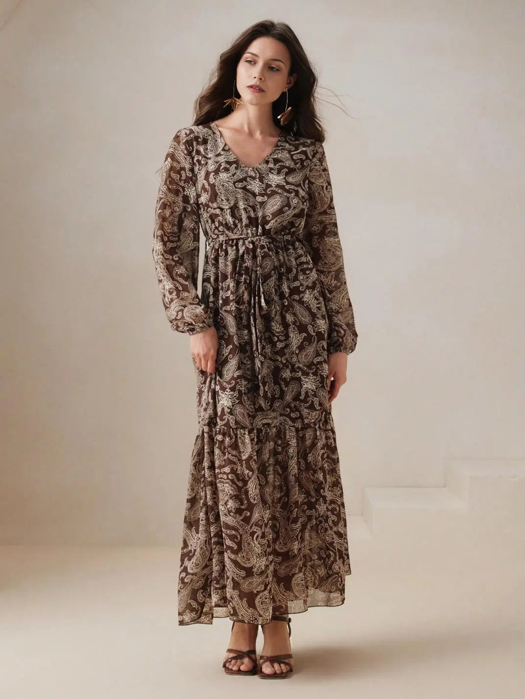 Vestido Longo Franzido Manga Longa Boho- EstiloE, Vestido Manga Longa Bufante, Vestido Longo, Vestido Manga Longa, Vestido Boho, Vestido Elegante, Vestido Casual, Vestido Chiffon, Vestido Estampa Paislay, Vestido Boho Chic