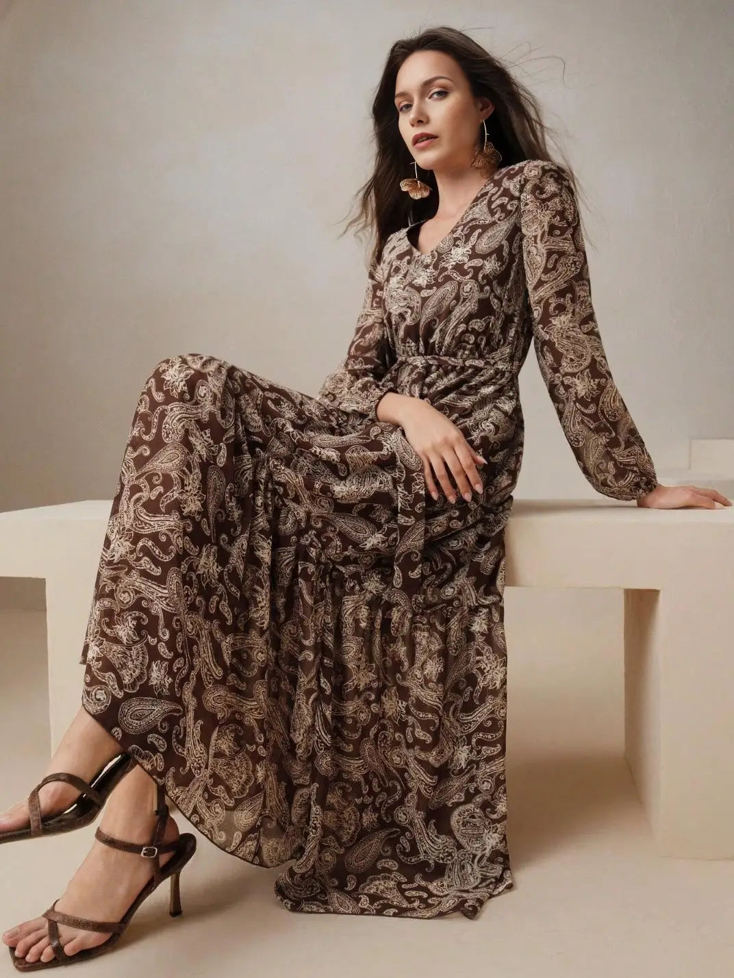 Vestido Longo Franzido Manga Longa Boho- EstiloE, Vestido Manga Longa Bufante, Vestido Longo, Vestido Manga Longa, Vestido Boho, Vestido Elegante, Vestido Casual, Vestido Chiffon, Vestido Estampa Paislay, Vestido Boho Chic