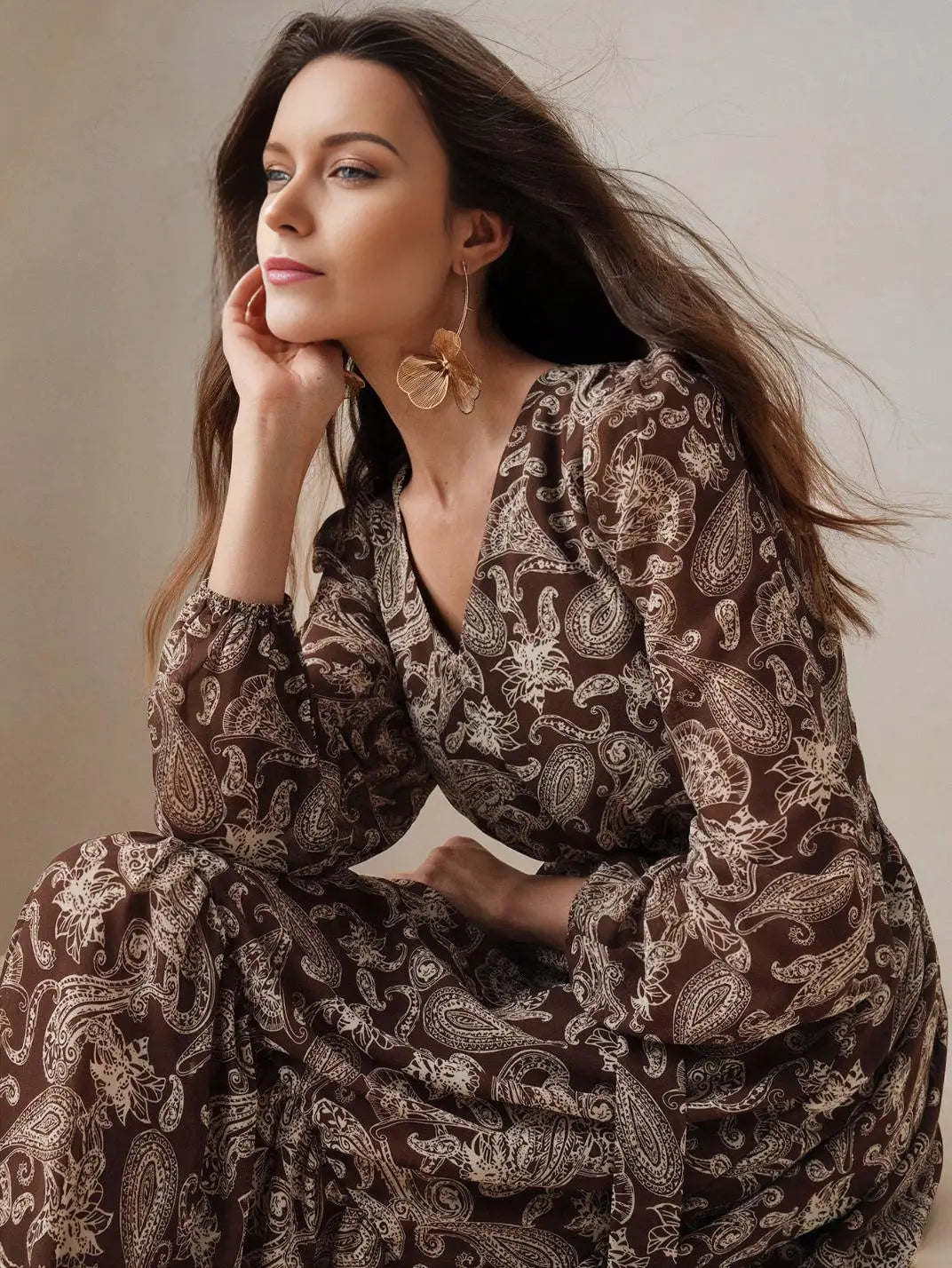 Vestido Longo Franzido Manga Longa Boho- EstiloE, Vestido Manga Longa Bufante, Vestido Longo, Vestido Manga Longa, Vestido Boho, Vestido Elegante, Vestido Casual, Vestido Chiffon, Vestido Estampa Paislay, Vestido Boho Chic
