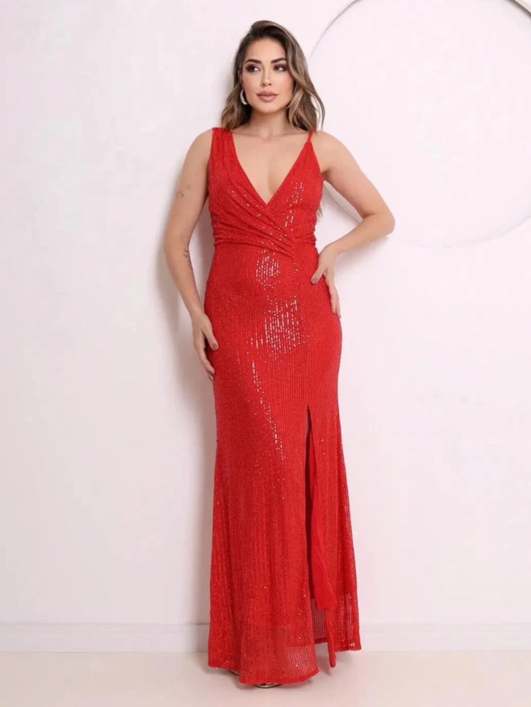 Vestido Longo Paetê Fenda Lateral Vermelho EstiloE, Vestido Feminino, Vestido Longo, Vestido Paetê, Vestido Festa, Vestido Alcinha, Vestido com Fenda, Vestido Elegante, Vestido Vermelho, Vestido Longo Vermelho