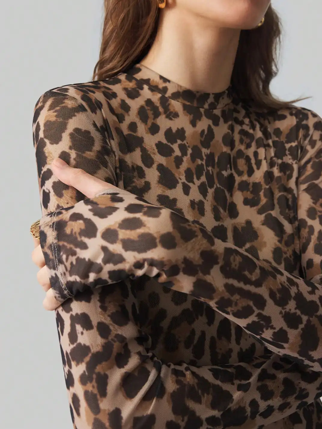 Vestido Maxi Manga Longa Animal Print - EstiloE, Vestido Manga Longa Tule, Vestido Longo, Vestido Manga Longa, Vestido Manguito, Vestido Elegante, Vestido Moderno, Vestido Maxi, Vestido Animal Print, Vestido estampa Onça
