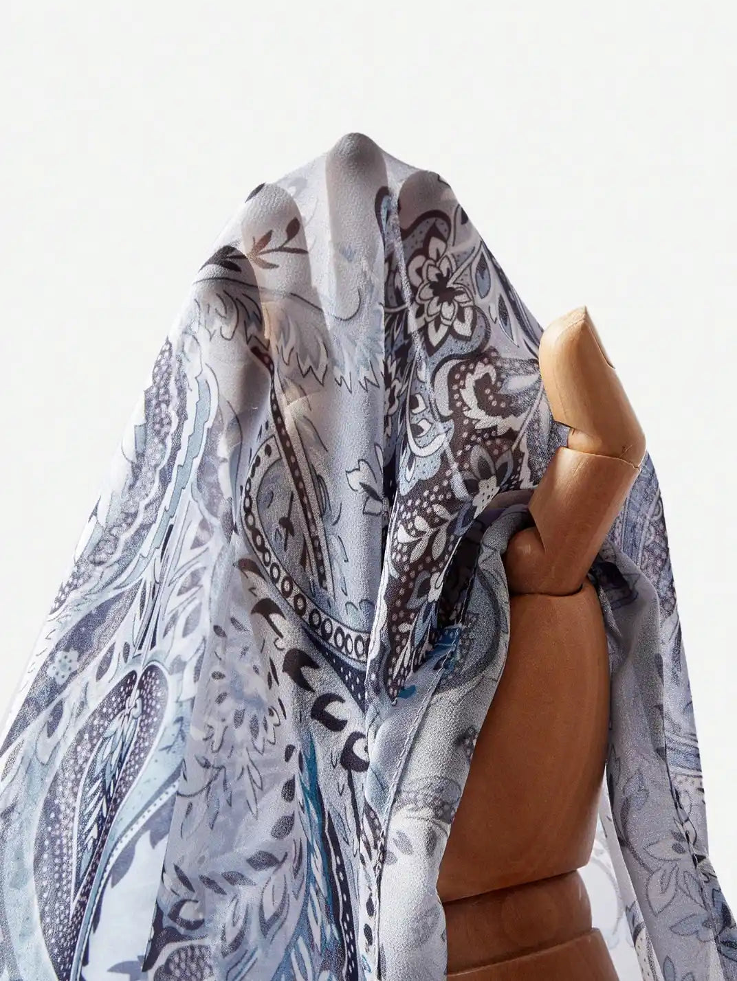 Blusa Manga Longa Amarração Paisley Azul - EstiloE, Camisa Manga Longa, Camisa Feminina Manga Longa, Camisa Feminina Floral, Camisa Feminina Estampada, Camisa Feminina, Blusa Sofisticada, Blusa Manga Longa, Blusa Feminina Azul, Blusa Feminina, Blusa Estampa Paisley, Blusa Elegante