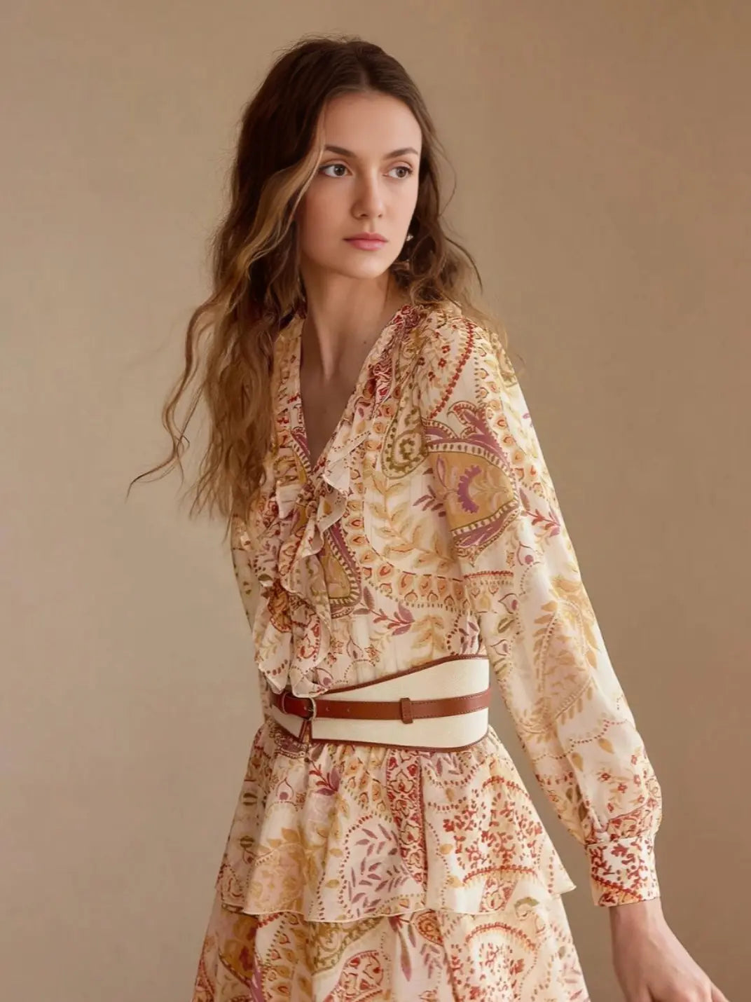 Blusa Manga Longa Babados Paisley - EstiloE, Camisa Manga Longa, Camisa Feminina Manga Longa, Camisa Feminina Floral, Camisa Feminina Estampada, Camisa Feminina, Blusa Manga Longa, Blusa Manga Longa, Blusa Feminina, Blusa Estampa Paisley, Blusa Manga longa Paisley