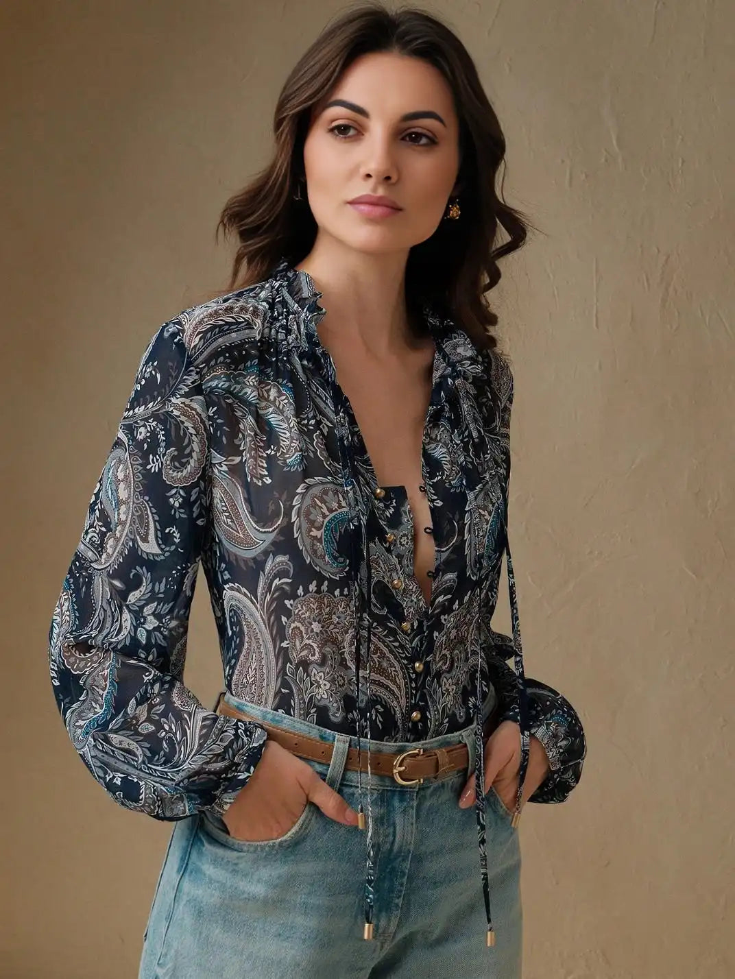 Blusa Manga Longa com Laços Paisley Marinho - EstiloE, Camisa Manga Longa, Camisa Feminina Manga Longa, Camisa Feminina Floral, Camisa Feminina Estampada, Camisa Feminina, Blusa Sofisticada, Blusa Manga Longa, Blusa Feminina Marinho, Blusa Feminina, Blusa Estampa Paisley, Blusa Elegante
