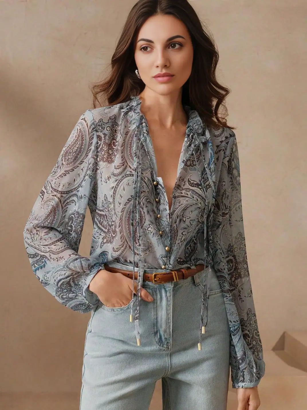 Blusa Manga Longa com Laços Paisley Azul - EstiloE, Camisa Manga Longa, Camisa Feminina Manga Longa, Camisa Feminina Floral, Camisa Feminina Estampada, Camisa Feminina, Blusa Sofisticada, Blusa Manga Longa, Blusa Feminina Azul, Blusa Feminina, Blusa Estampa Paisley, Blusa Elegante