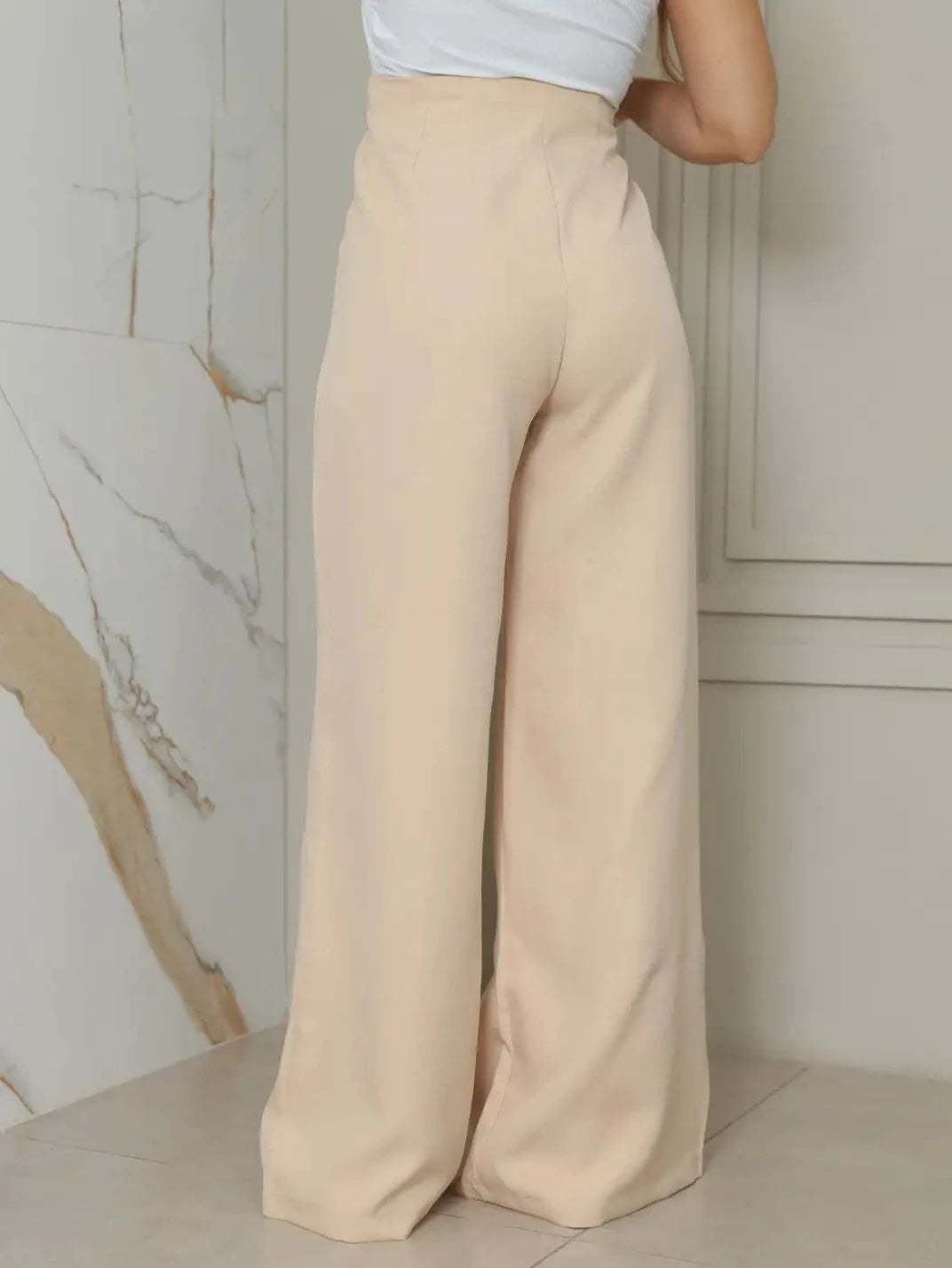 Calça Pantalona Alfaiataria Cintura Alta Bege