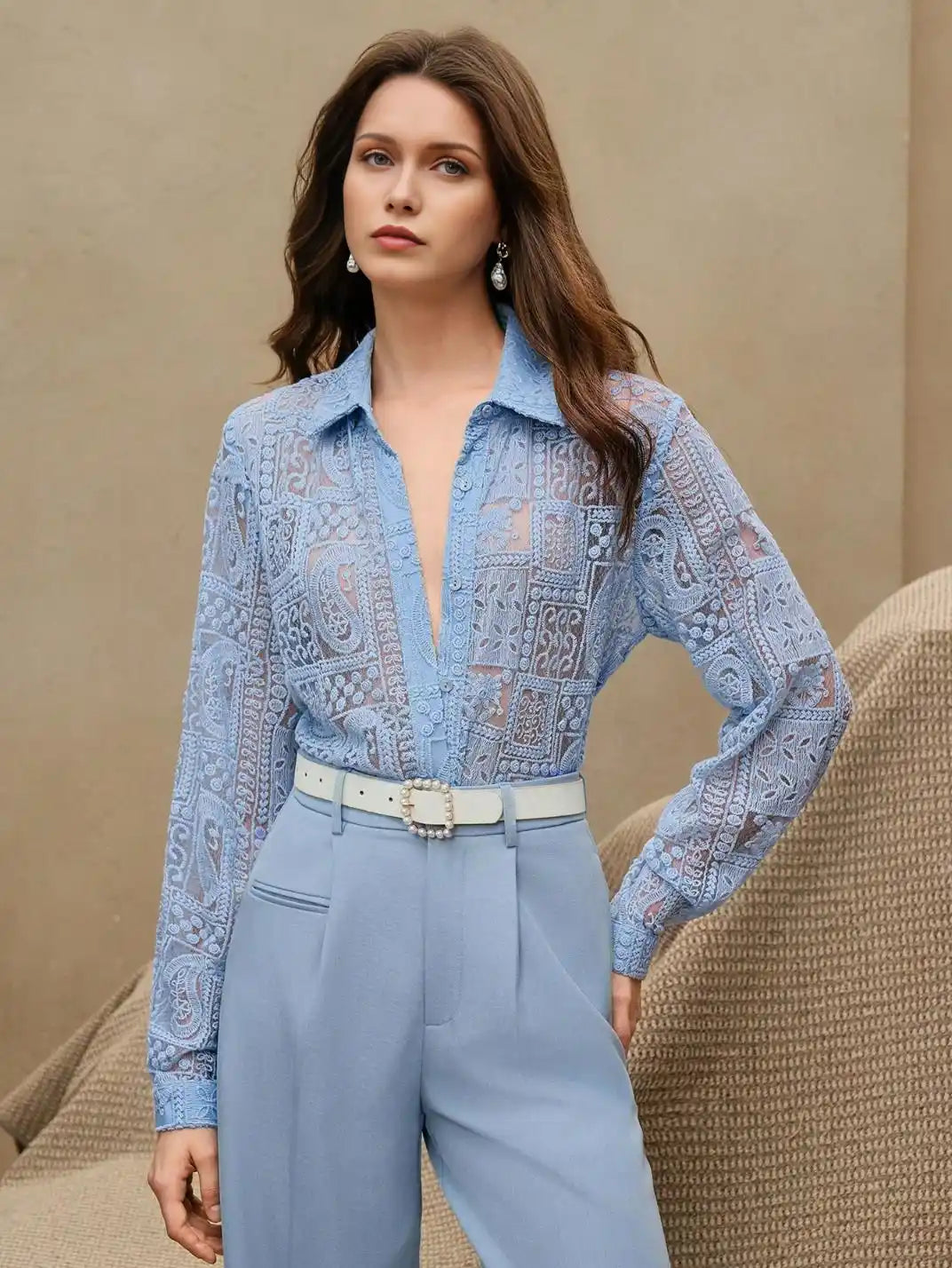 Camisa Feminina Manga Longa Bordada Azul - EstiloE, Camisa Manga Longa, Camisa Feminina Manga Longa, Camisa Feminina Bordada, Camisa Feminina Estampada, Camisa Feminina, Blusa Sofisticada, Blusa Manga Longa, Blusa Feminina Azul, Blusa Feminina, Blusa Bordada, Blusa Elegante