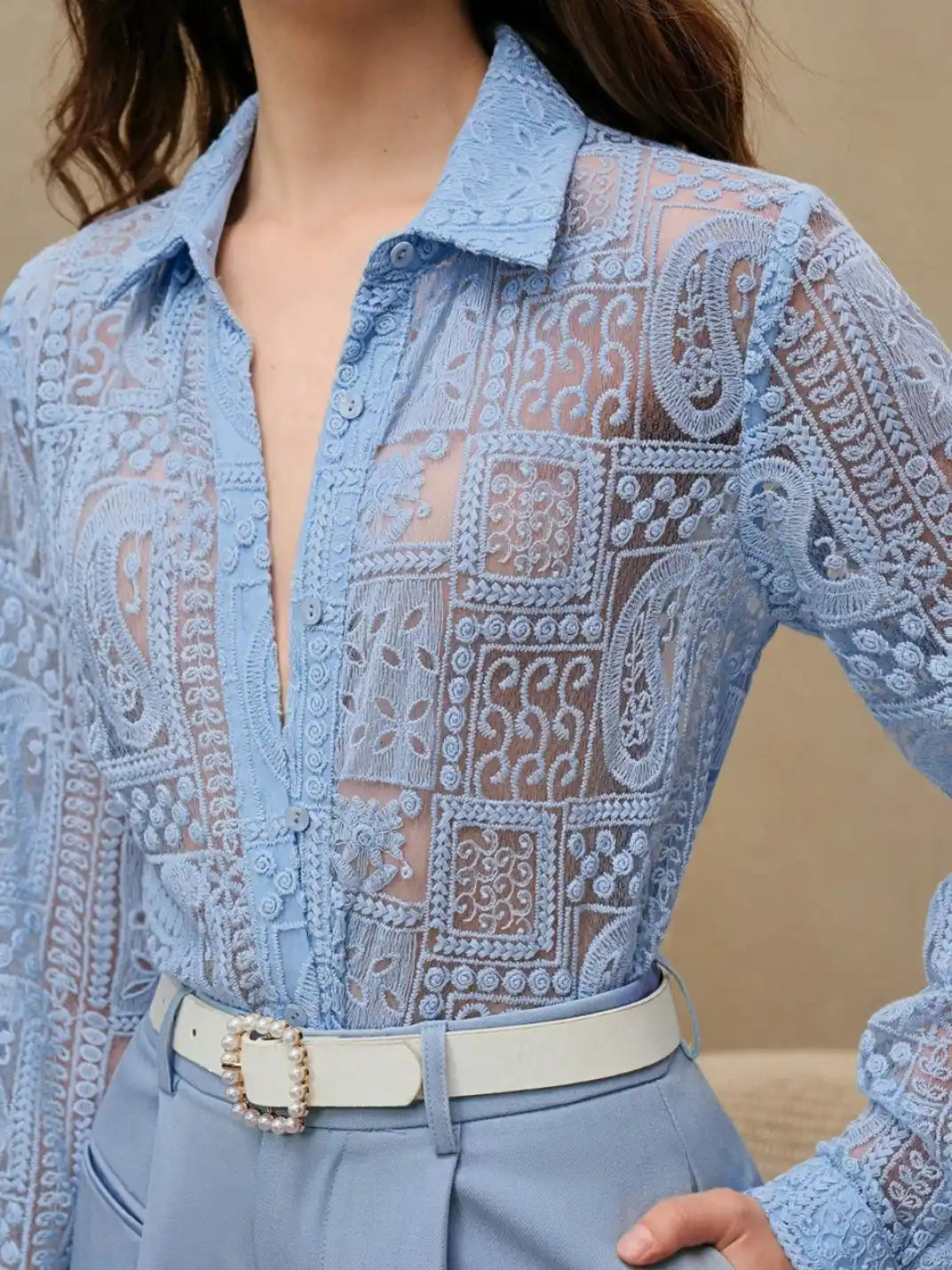 Camisa Feminina Manga Longa Bordada Azul - EstiloE, Camisa Manga Longa, Camisa Feminina Manga Longa, Camisa Feminina Bordada, Camisa Feminina Estampada, Camisa Feminina, Blusa Sofisticada, Blusa Manga Longa, Blusa Feminina Azul, Blusa Feminina, Blusa Bordada, Blusa Elegante