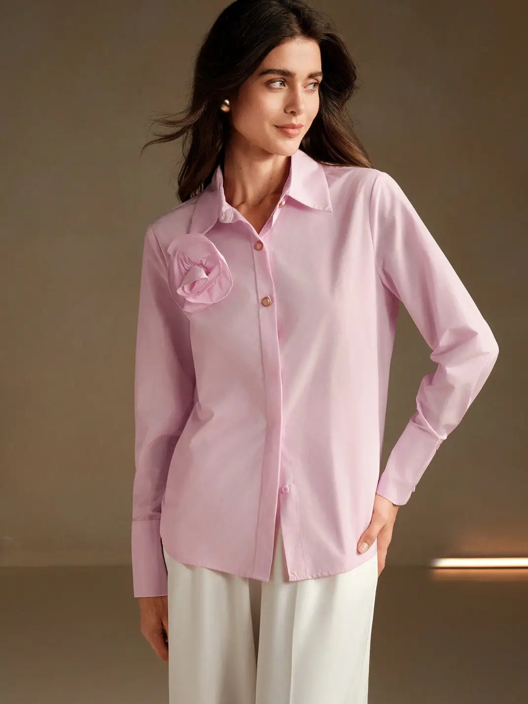 Camisa Feminina Manga Longa Flor Rosa - EstiloE, Camisa Feminina, Camisa Feminina Manga Longa, Camisa Feminina com Flor, Blusa Feminina, Blusa Manga Longa, Blusa com Flor, Camisa Feminina Rosa 