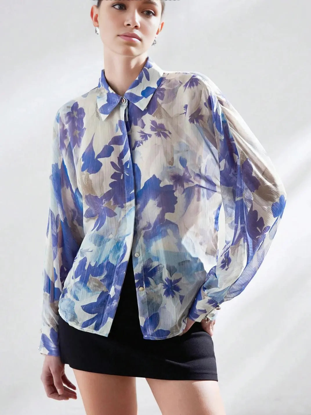 Camisa Feminina Manga Longa Floral Azul - Main Image
