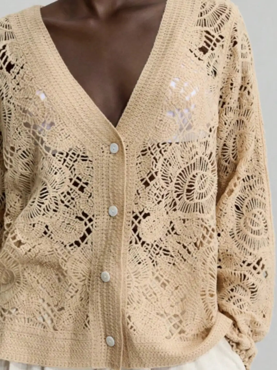 Cardigan Feminio Crochê Floral Caqui - EstiloE, Cardigan Feminino, Cardigan de Crochê, Casaco de Crochê, Crochê Vazado, Cardigan Damasco, Cardigan Elegante, Cardigan Artesanal, Cardigan Meia Estação, Casaco Leve, Tricô Feminino, Blusa Croche, Cardigan Caqui, Casaquinho de Trico, Casaquinho de Croche