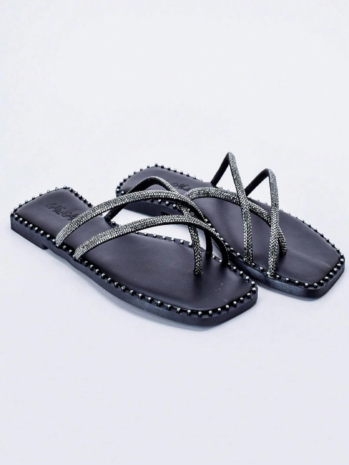 Chinelo Rasteirinha Tiras Strass Preto - EstiloE, Chinelo Feminino, Chinelo Rasteira, Rasteirinha Feminina, Chinelo Feminino Rasteira, Chinelo Rasteirinha, Rasteira Chinelo, Chinelo com Brilho, Sandália Rasteira, Rasteira Preta