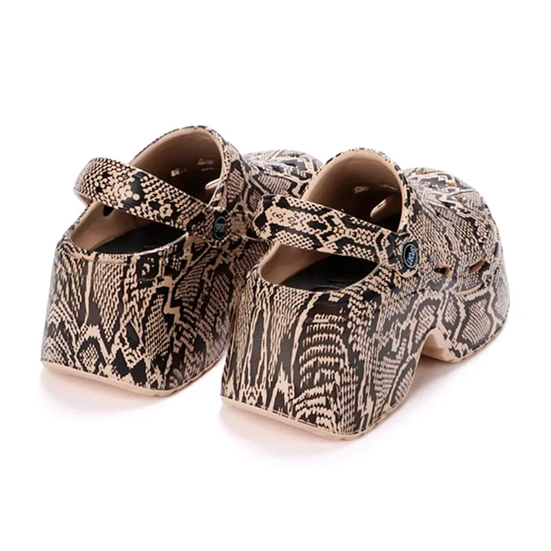 Clog Babuche Pataforma Alta, Babuche Plataforma, Chinelo Feminino, Clog, Babuche, Sandália Babuche, Clogs Femininos, Animal Print, Estampa Oncinha