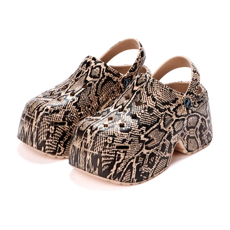 Clog Babuche Pataforma Alta, Babuche Plataforma, Chinelo Feminino, Clog, Babuche, Sandália Babuche, Clogs Femininos, Animal Print, Estampa Oncinha