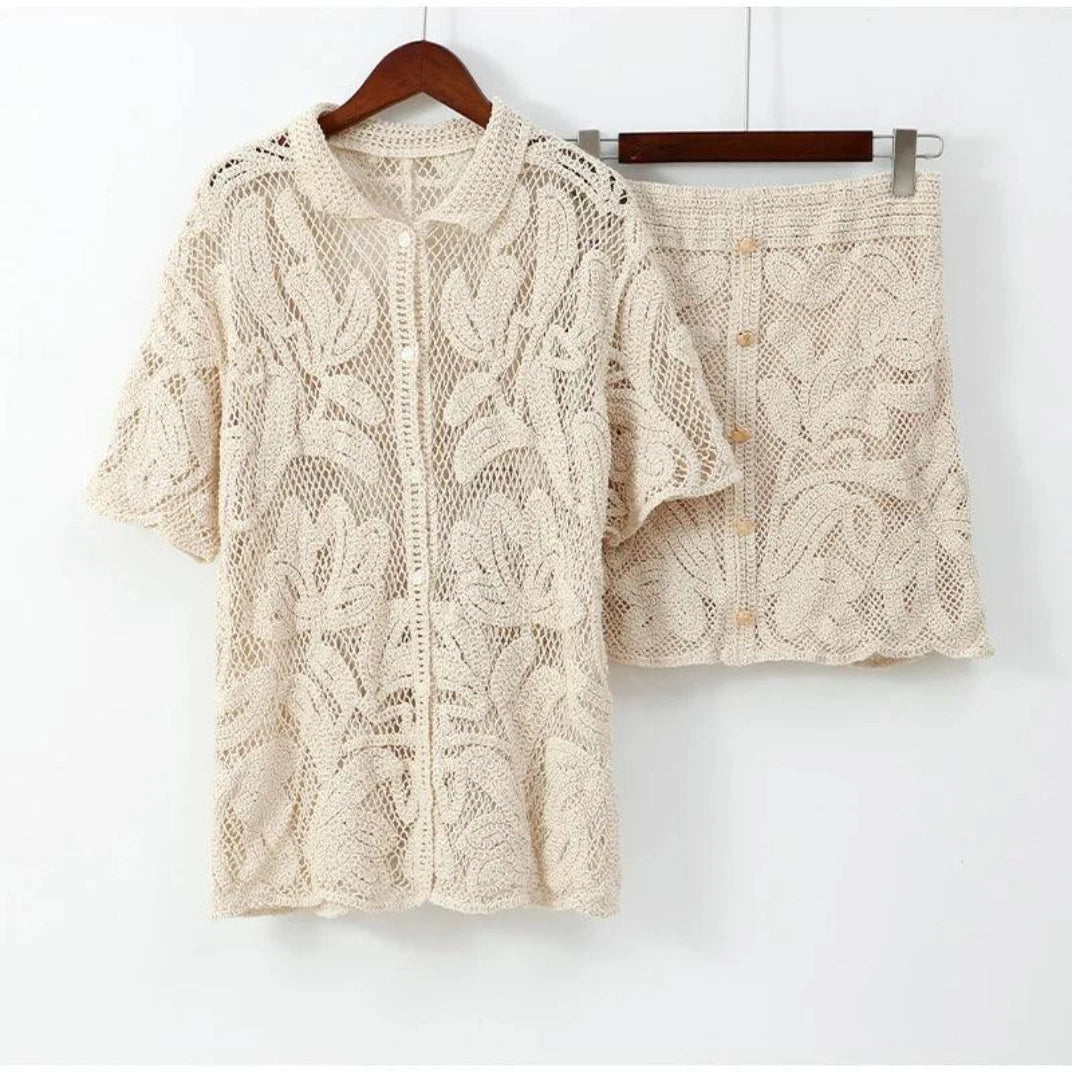 Conjunto Saia Curta e Blusa Crochê Bege EstiloE, Conjunto Feminino, Conjunto Saia e Blusa, Conjunto Feminino Saia e Blusa, Conjunto Feminino Boho, Conjunto Croche Feminino, Conjunto Saia e Blusa Croche, Conjunto Croche Bege, Conjunto Elegante