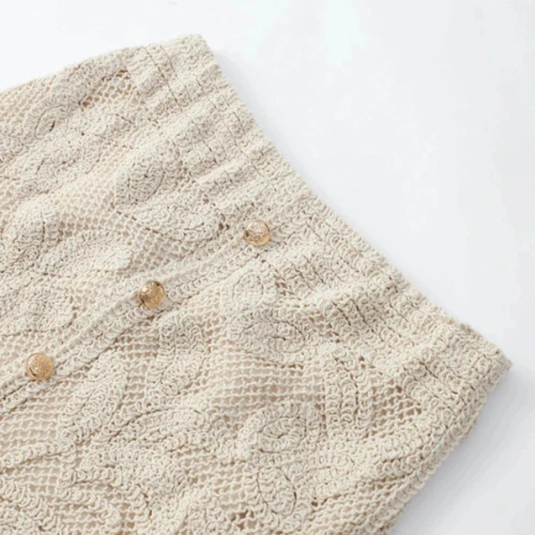 Conjunto Saia Curta e Blusa Crochê Bege EstiloE, Conjunto Feminino, Conjunto Saia e Blusa, Conjunto Feminino Saia e Blusa, Conjunto Feminino Boho, Conjunto Croche Feminino, Conjunto Saia e Blusa Croche, Conjunto Croche Bege, Conjunto Elegante