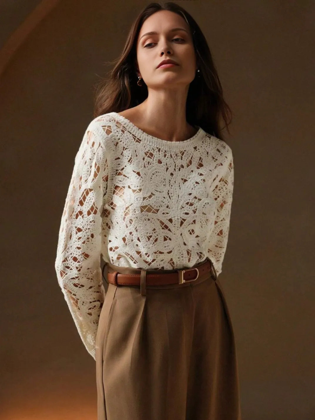 Suéter Feminino Crochê Vazado - EstiloE, Suéter Feminino, Suéter Crochê, Suéter Vazado, Blusa de Crochê, Crochê Vazado, Suéter Off-White, Suéter Elegante, Suéter Artesanal, Suéter Meia Estação, Suéter Leve, Tricô Feminino, Blusa Croche, Suéter Marfim