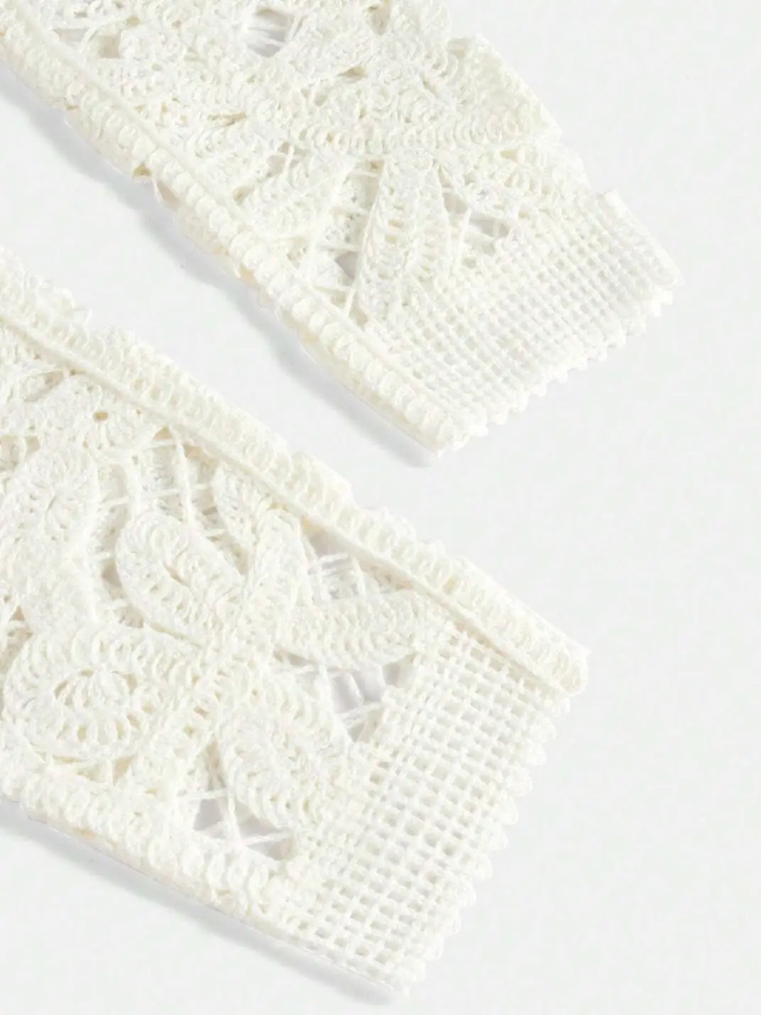 Suéter Feminino Crochê Vazado - EstiloE, Suéter Feminino, Suéter Crochê, Suéter Vazado, Blusa de Crochê, Crochê Vazado, Suéter Off-White, Suéter Elegante, Suéter Artesanal, Suéter Meia Estação, Suéter Leve, Tricô Feminino, Blusa Croche, Suéter Marfim