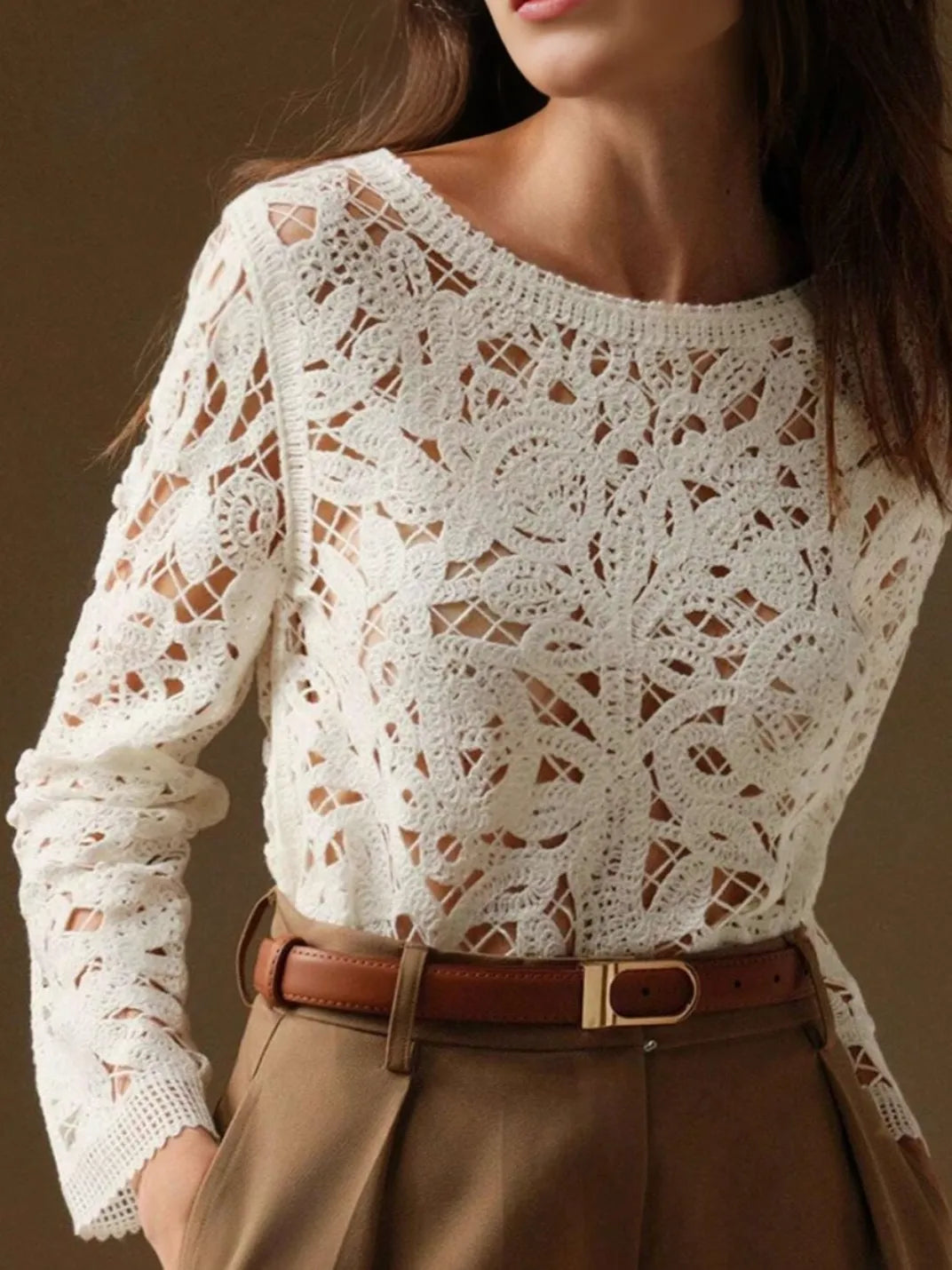 Suéter Feminino Crochê Vazado - EstiloE, Suéter Feminino, Suéter Crochê, Suéter Vazado, Blusa de Crochê, Crochê Vazado, Suéter Off-White, Suéter Elegante, Suéter Artesanal, Suéter Meia Estação, Suéter Leve, Tricô Feminino, Blusa Croche, Suéter Marfim