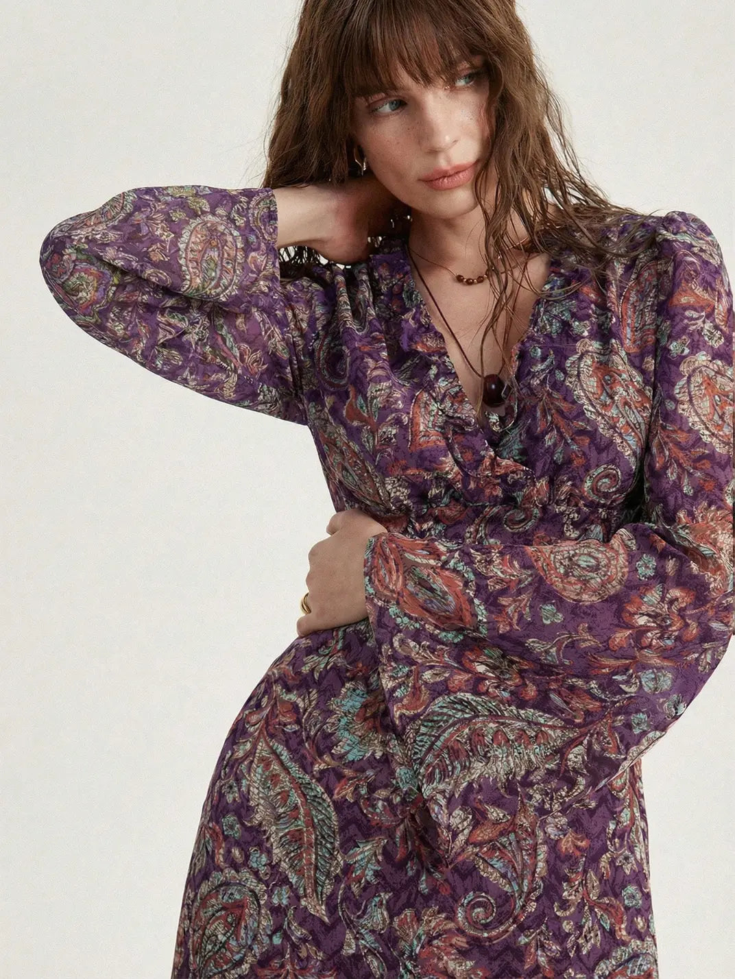 Vestido Midi Manga Longa Flare Estampa Roxo - EstiloE, Vestido Manga Longa Flare, Vestido Midi, Vestido Manga Longa, Vestido Casual, Vestido Elegante, Vestido Longo, Vestido Chiffon, Vestido Estampa Roxa, Vestido Estampado, Vestido Ajustado
