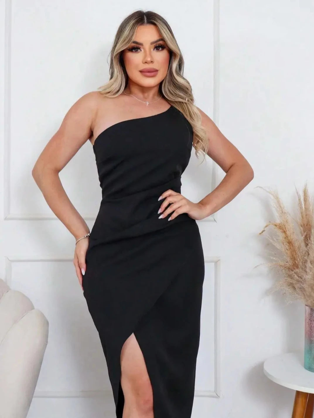 Vestido Longo com Fenda Transpassado Preto EstiloE, Vestido Longo, Vestido Casual, Vestido de Festa, Vestido um Ombro, Vestido com Fenda, Vestido Preto, Vestido Longo Preto