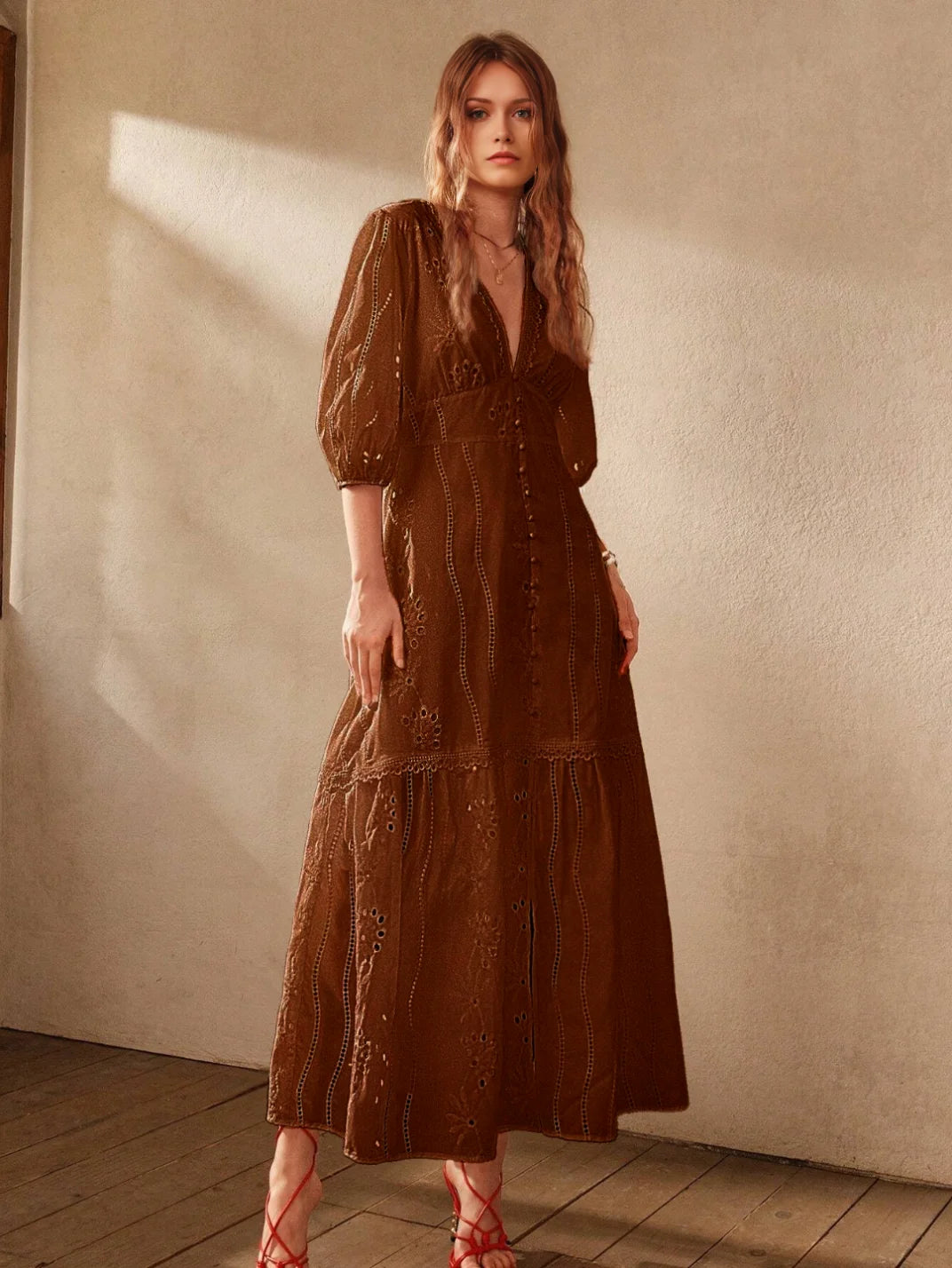 Vestido Longo Laise com Manga Marrom - EstiloE, Vestido Manga Bufante, Vestido Longo, Vestido Laise, Vestido Feminino, Vestido Casual, Vestido Boho, Vestido Marrom