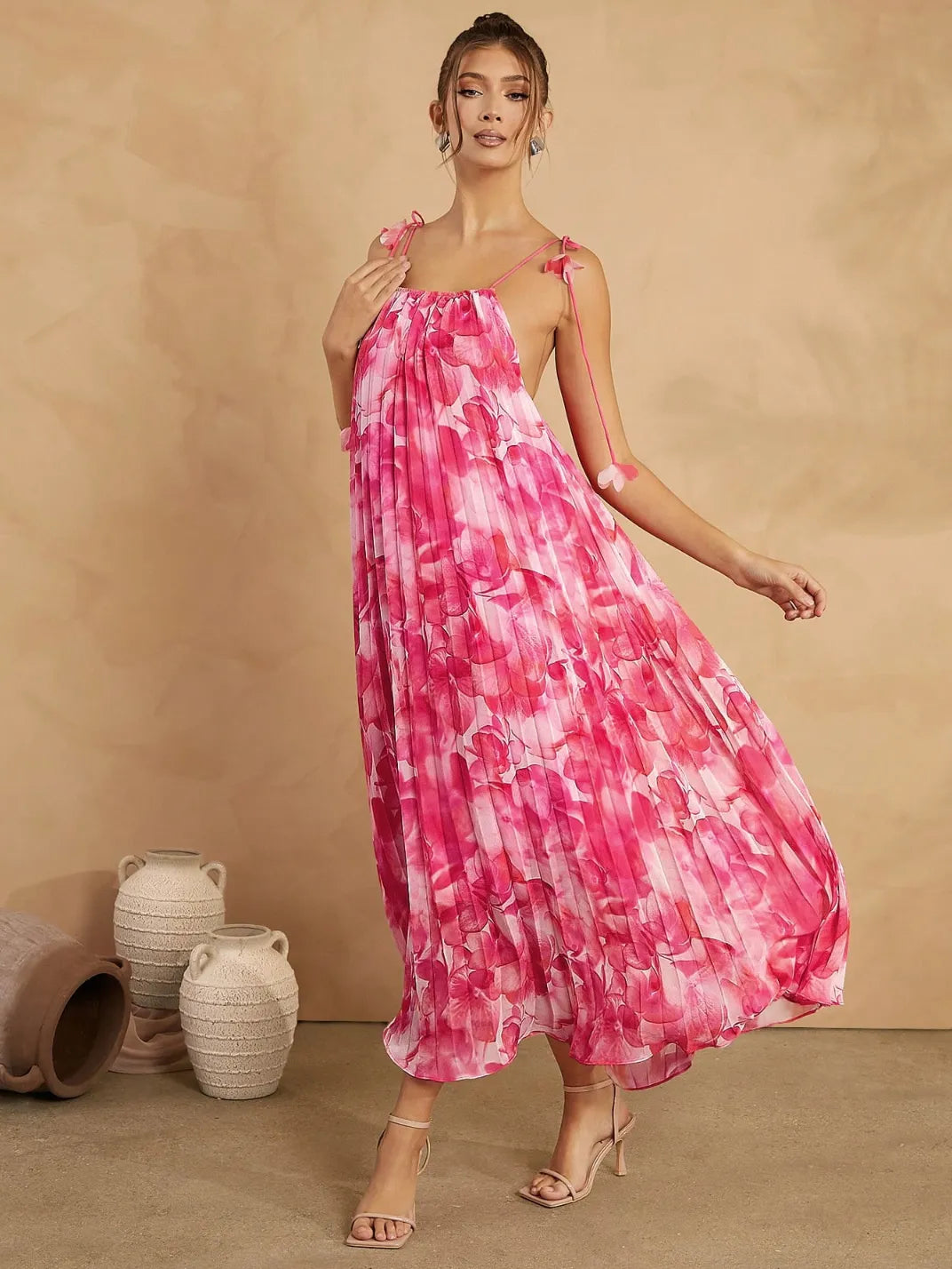 Vestido Longo Plissado Primavera Pink - EstiloE, Vestido Longo, Vestido Feminino, Vestido Casual, Vestido Elegante, Vestido Alcinha, Vestido Estampado, Vestido Floral, Vestido Fluído, Vestido Plissado