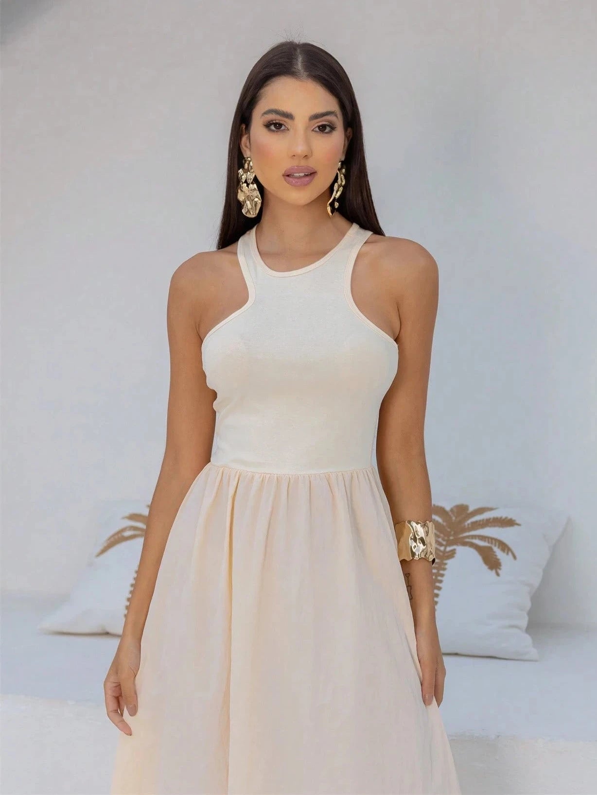Vestido Longo Regata Assimétrica Bege - EstiloE, Vestido Regata, Vestido Longo, Vestido Franzido, Vestido Feminino, Vestido Casual, Vestido Bege