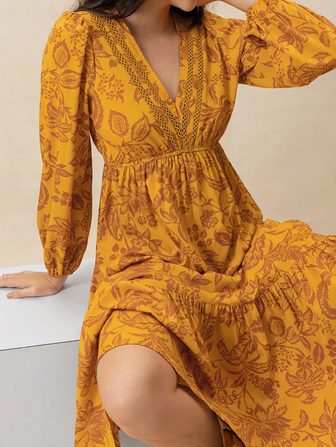 Vestido Midi Manga Longa Boho Floral Laranja - EstiloE, Vestido Manga Longa Bufante, Vestido Longo, Vestido Manga Longa, Vestido Boho, Vestido Elegante, Vestido Casual, Vestido Chiffon, Vestido Estampa Foral, Vestido Boho Chic