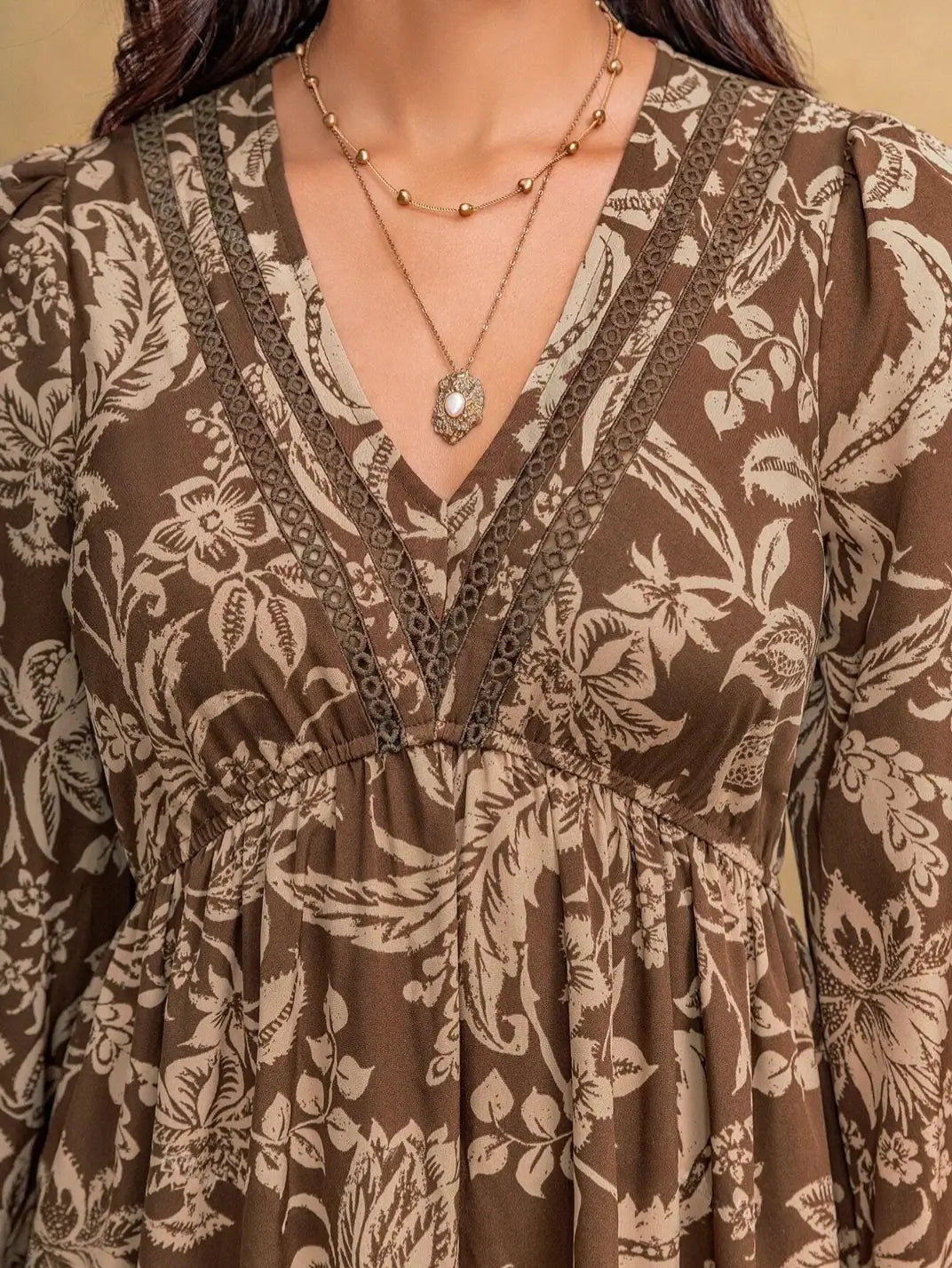 Vestido Midi Manga Longa Boho Floral Marrom - EstiloE, Vestido Manga Longa Bufante, Vestido Longo, Vestido Manga Longa, Vestido Boho, Vestido Elegante, Vestido Casual, Vestido Chiffon, Vestido Estampa Foral, Vestido Boho Chic