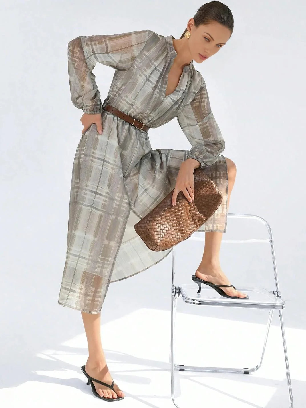 Vestido Midi Manga Longa Xadrez Glam - EstiloE, Vestido Manga Longa Bufante, Vestido Longo, Vestido Manga Longa, Vestido Social, Vestido Elegante, Vestido Midi, Vestido Chiffon, Vestido Xadrez, Vestio Estampado